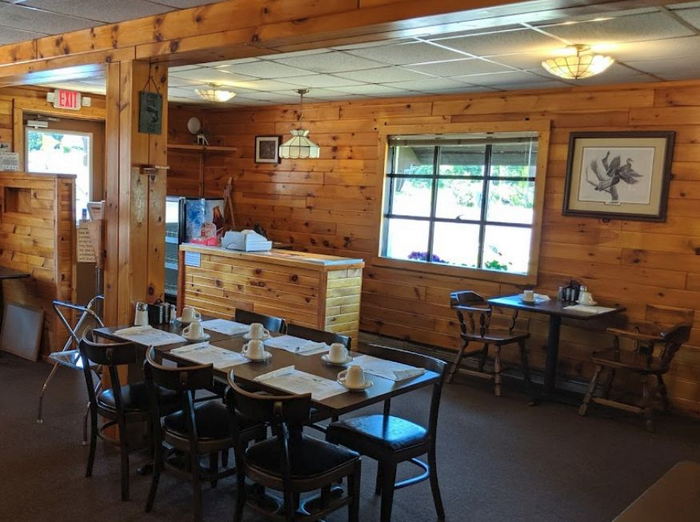 Minnetonka Resort - From Web Listing (newer photo)